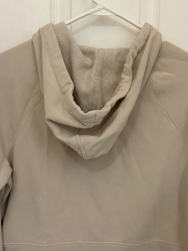 Universal Thread Cropped Pullover Hoodie in Beige - Image 6