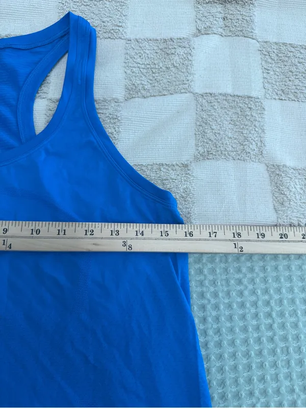 Lululemon Swiftly Tech tank top‎ poolside blue size 8 - Image 2