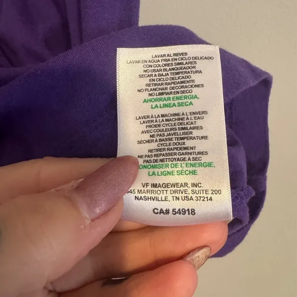Minnesota Vikings Purple and Yellow T-Shirt- Large - Image 5