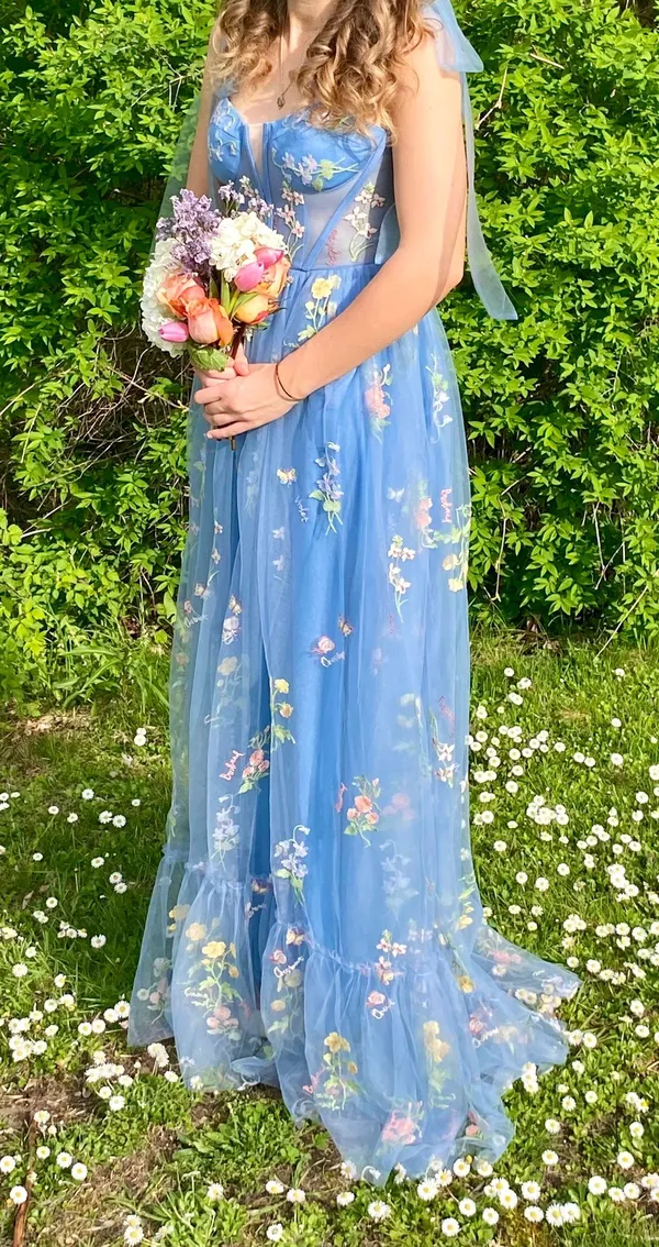 Prom Dress Blue With Embroidered Flowers - Image 5