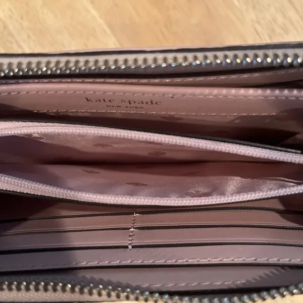 Kate Spade New York Pink Pebbled Leather Zip Around Wallet Clutch Logo - Image 8