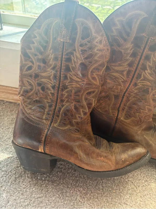 Laredo Men’s 7.5D Brown Leather Cowboy Boots Distressed Western - Image 2