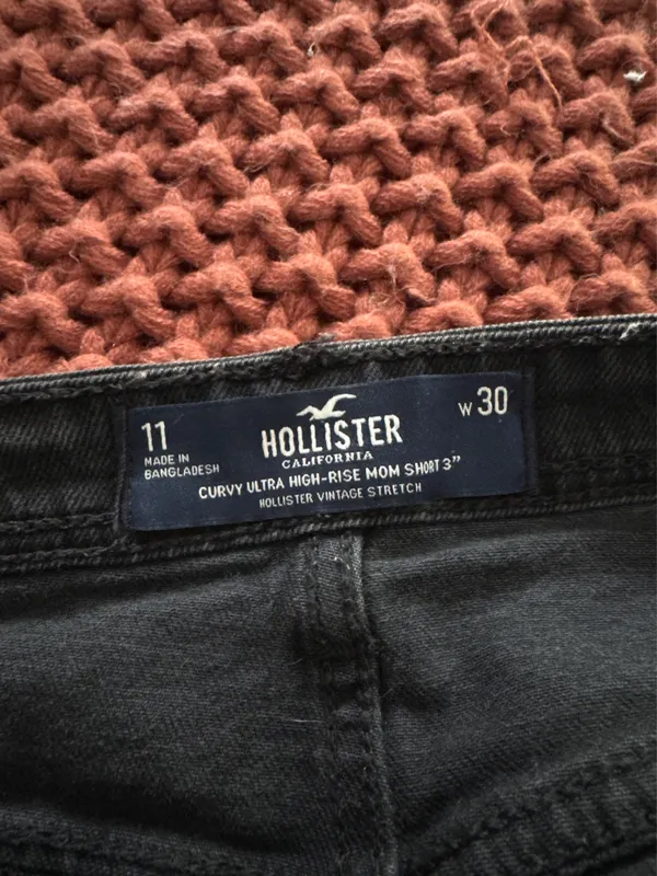 Hollister Denim Shorts Distressed - Image 3