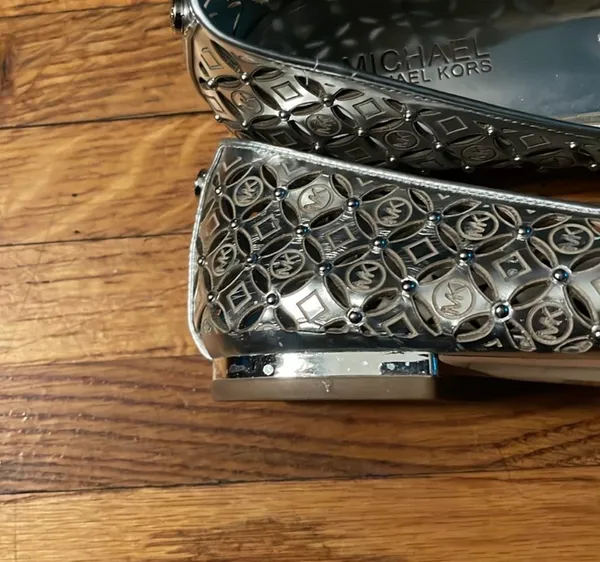 Michael Kors silver flats  - Image 10