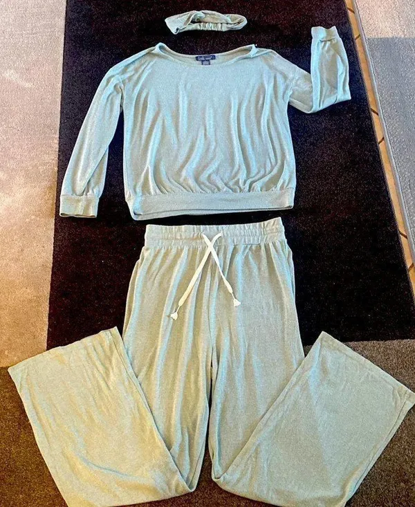 Lark & Grey 3 Piece Loungewear Set - Image 2