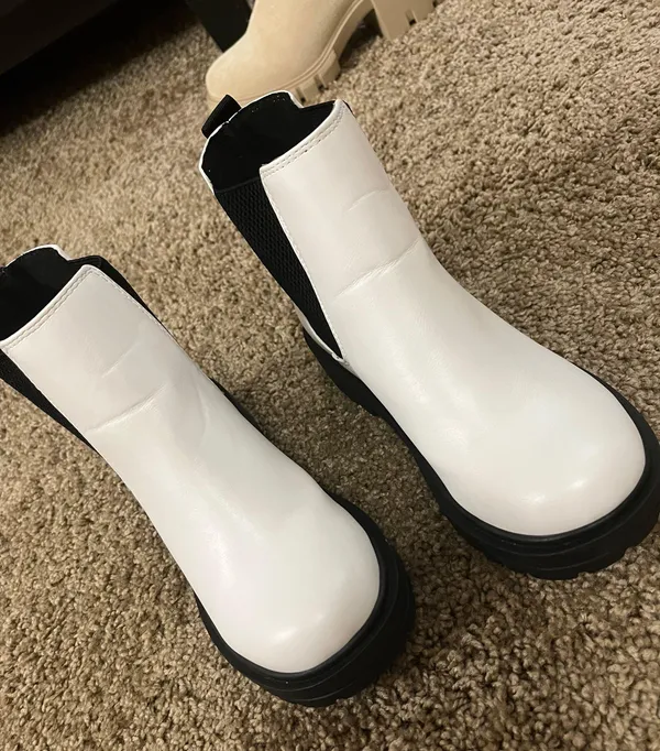 SheIn white booties - Image 2