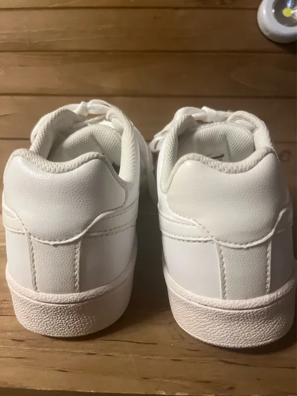Nike Women’s court Royale triple white size 10 - Image 5