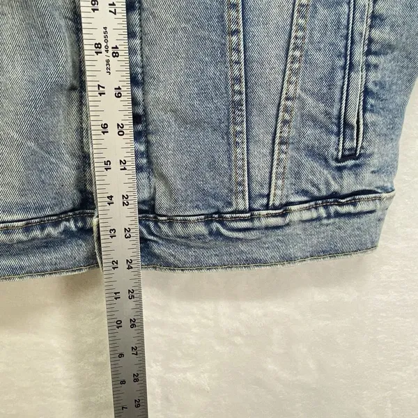 Levis Mens Classic Denim Stonewash Trucker Jean Button Down Jacket Sz‎ Small - Image 3