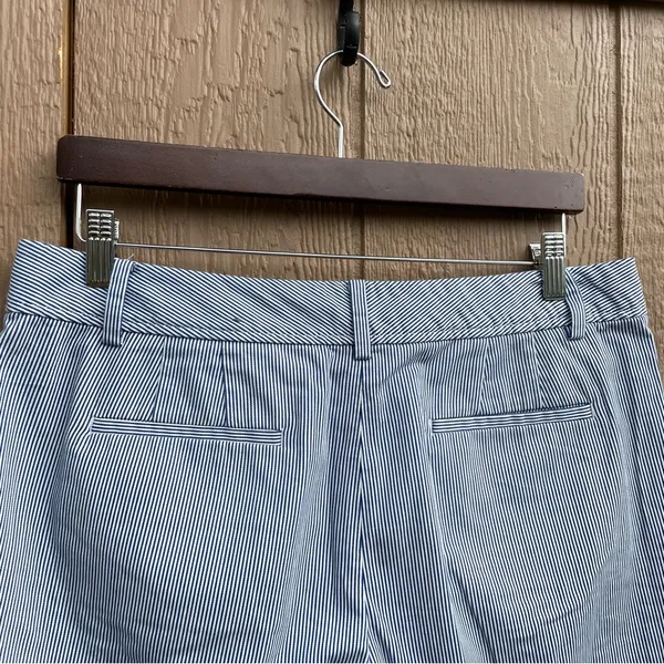 Talbots Womens Perfect Shorts Blue White Stripe Long Cotton Blend Size 10 - Image 5