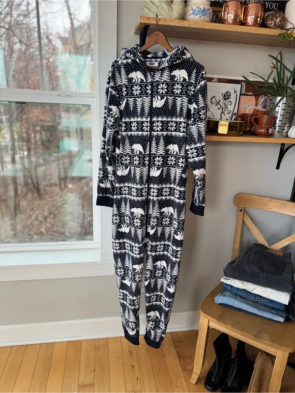 Old Navy Navy White Fleece Hooded Polar Bear Winter Print Pajamas Onesie Large - Image 8