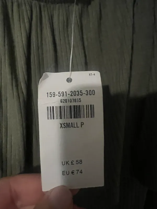 New With tags Abercrombie Green Dress - Image 2