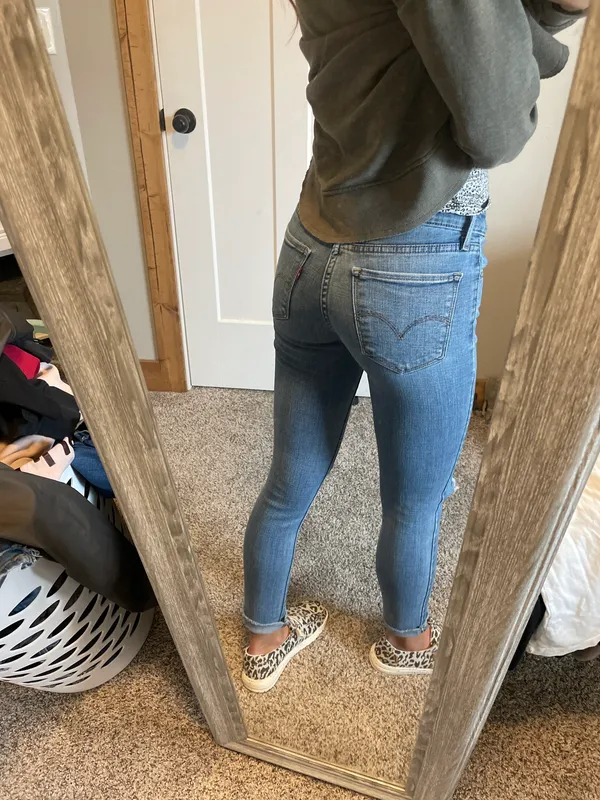Levi's 711 Skinny Jean - Image 2