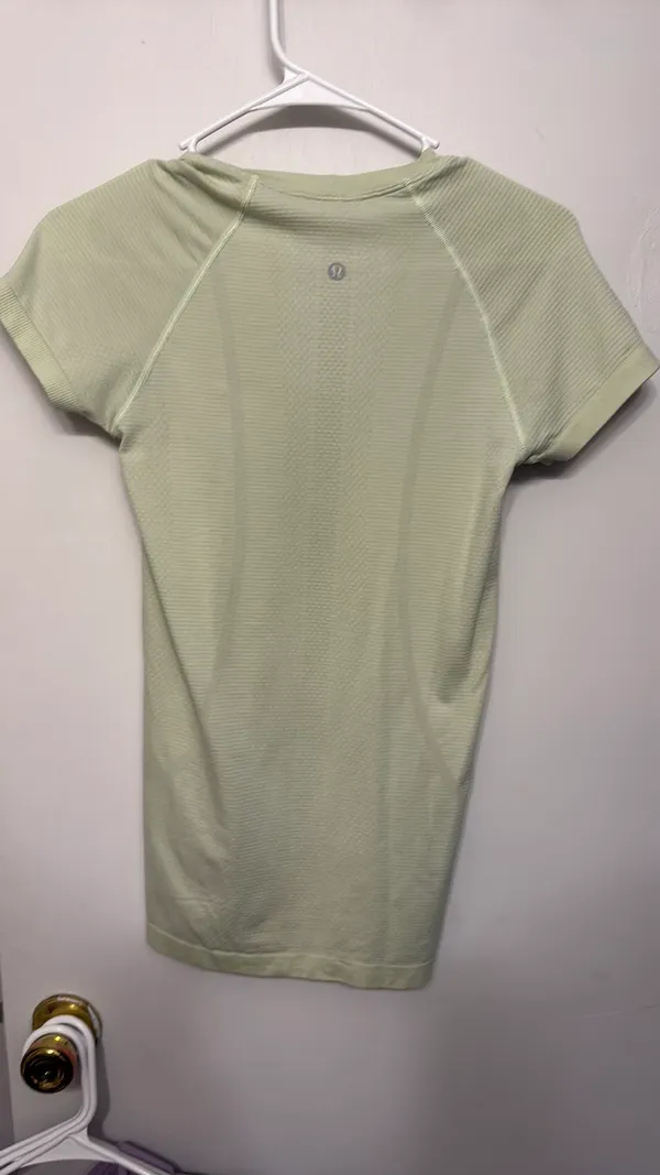 Lululemon Swiftly Short Sleeve - Image 3