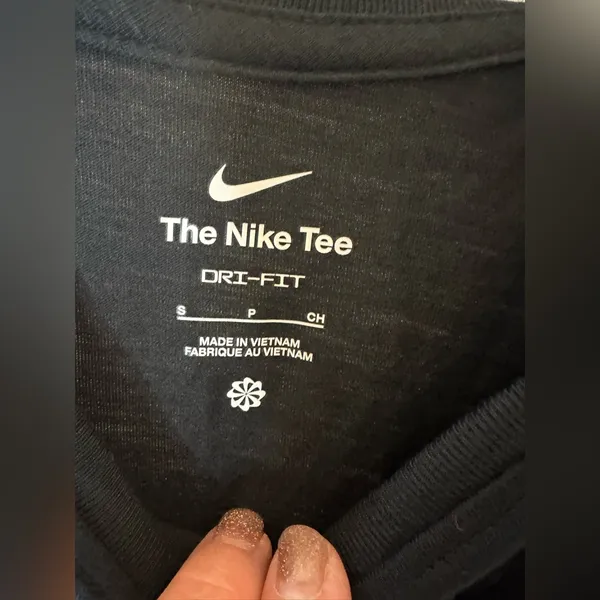 Nike Black Yoga NWT The Nike Tee Dri-Fit Yoga Tank Black Women’s Racerback Sz S - Image 3