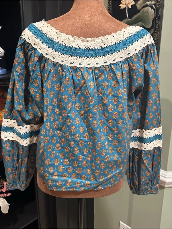 Luna Moon Floral Boho Peasant Crop Top – Size Medium – NWT - Image 7