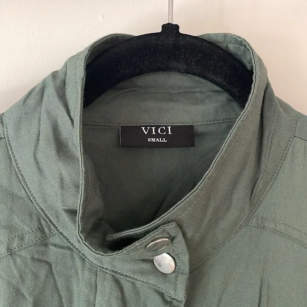 VICI Army Green Utility Vest - Image 10