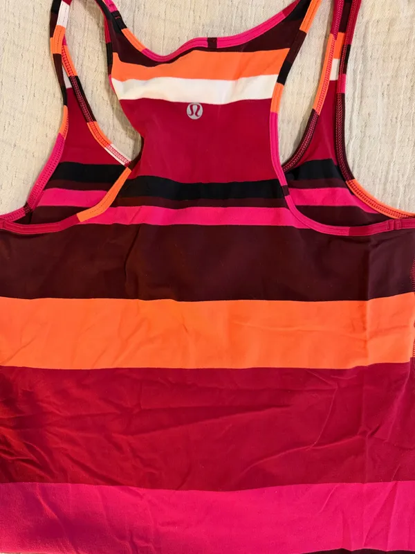 Lululemon tank top - Image 3