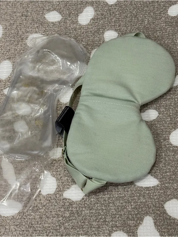 Free People x understated eye mask embroidered starry gold mint travel - Image 3