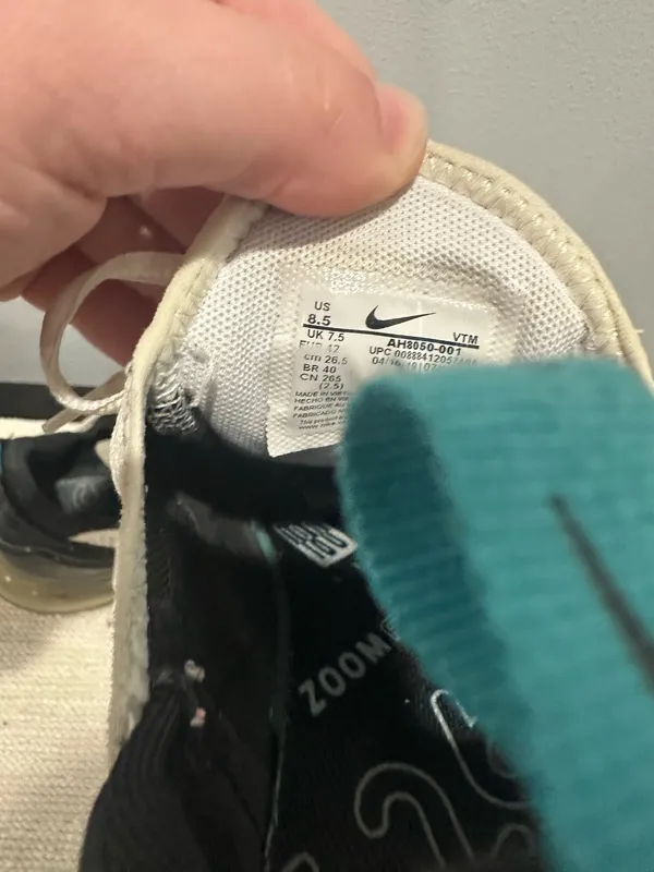 Nike Air Max 270 Women’s Shoes - Image 4