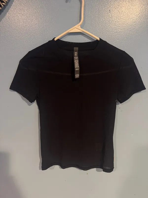 Vuori Hot Mesh Top - Image 2