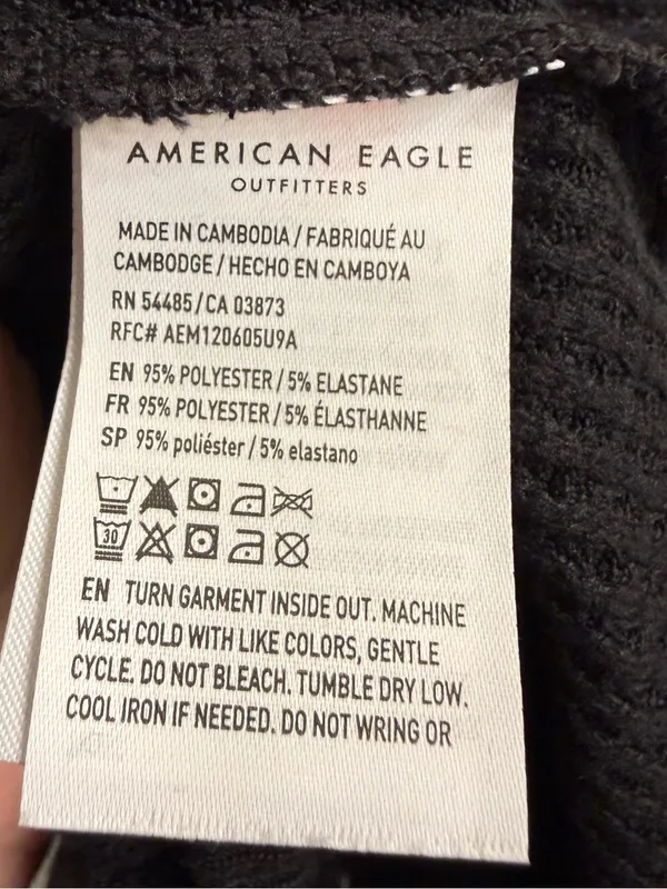 American Eagle Outfitters AE Black Long-Sleeve Waffle Plush Tee Shirt - size XL - Image 9