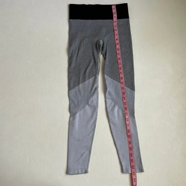 Aerie Chill Play Move Seamless Ombre Leggings Gray Size XS Ribbed High Waisted - Image 5
