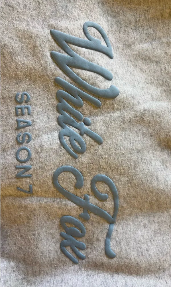 white fox crewneck  - Image 6