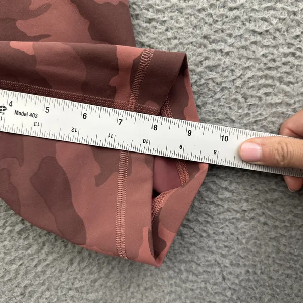 Lululemon Wunder Train High Rise Shorts 8" Pink Camo Biker Athletic Women's 6 - Image 8