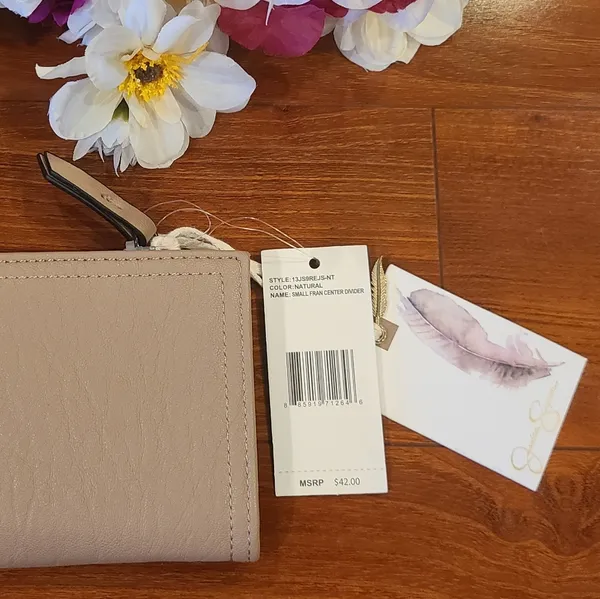 Jessica Simpson Beige Wallet - Image 8