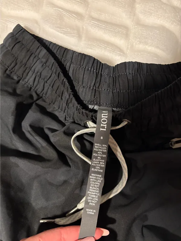 Vuori Shorts - Image 3