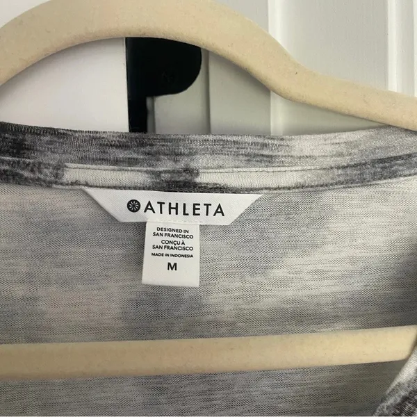 Athleta Short Sleeve Breezy Scoop V Neck Tee Shirt Black‎ White - Image 3