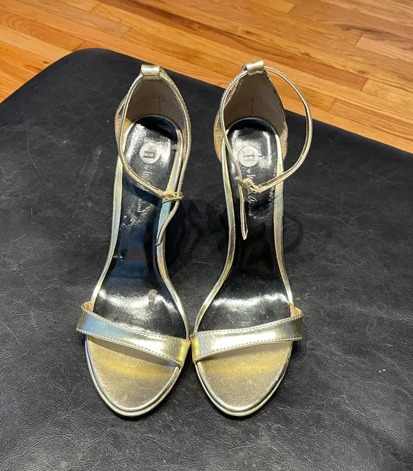 Michael Antonio Vintage Y2k Leather Metallic Mirror Shiny Sandals Straps Ankle Pumps Stilettos High Heels - Image 2