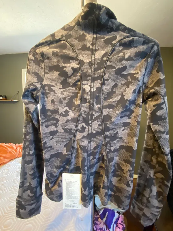 Lululemon Run Briskly Half-Zip - Image 3