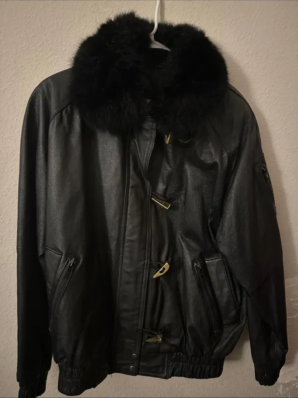 Vintage Black Leather Bomber Jacket with possum fur collar size medium - Image 13