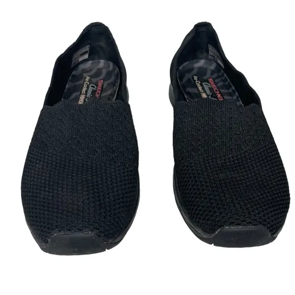Skechers Classic Fit‎ Memory Foam Black Shoes - Image 2