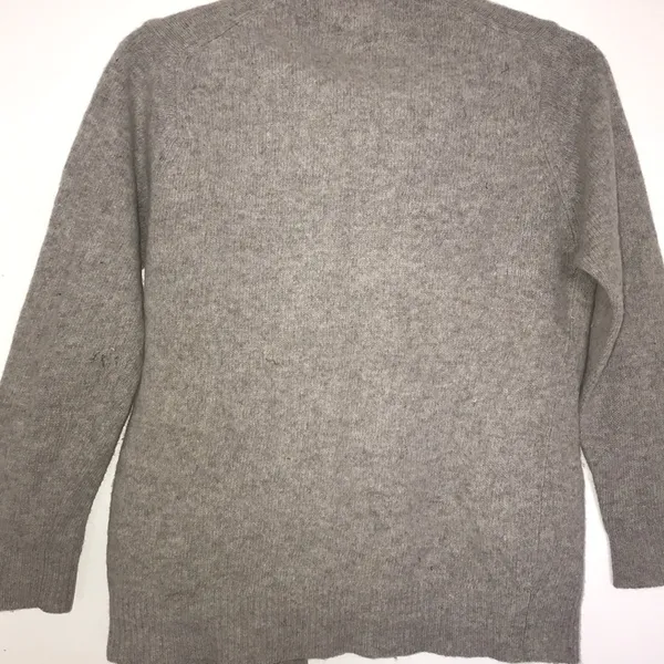 Small wool cardigan - Image 4
