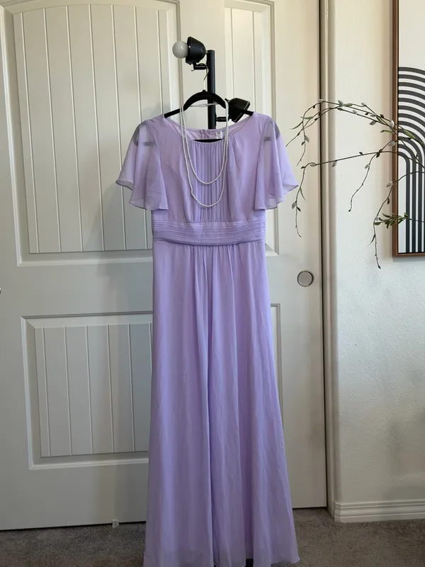 Lavender Chiffon Maxi Dress Flutter Short Sleeve Formal Gown with Pearl Necklace for Wedding Party Evening - Image 2
