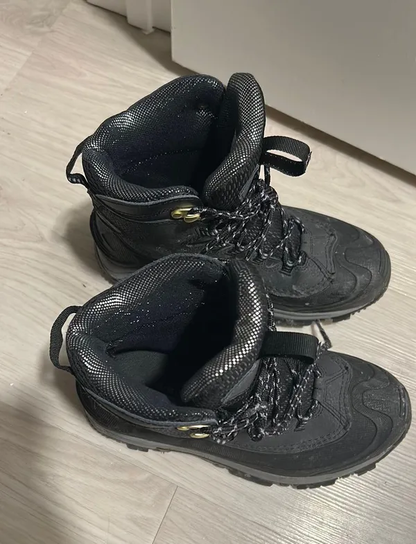 Snow Boots - Image 3