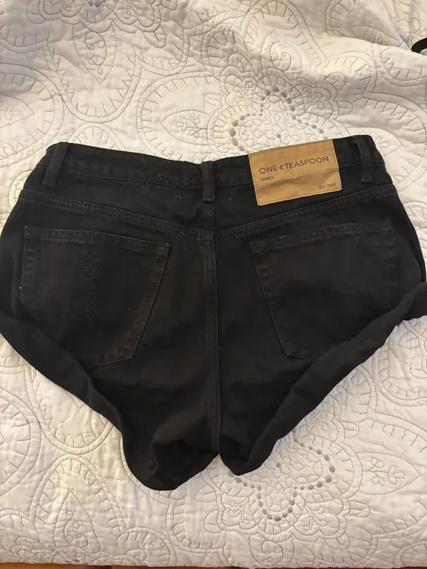 One Teaspoon Denim Shorts Bandits Low-Waist - Image 2