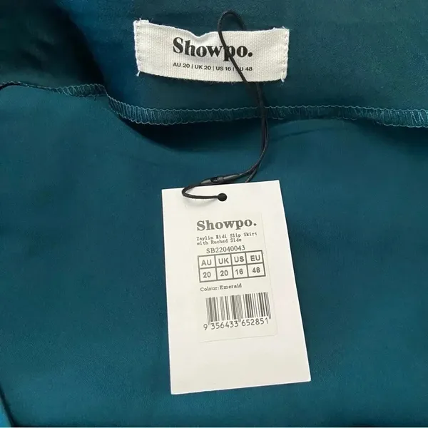 Showpo.‎ Emerald Green Satin Midi Ruched Skirt Size 16 NWT - Image 3