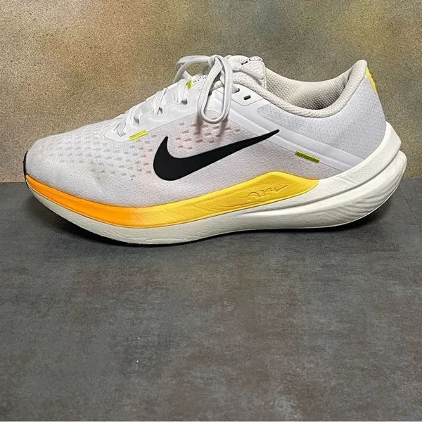 Nike Zoom Winflo 10 Women's White Running Shoes Size 8.5M - Image 13