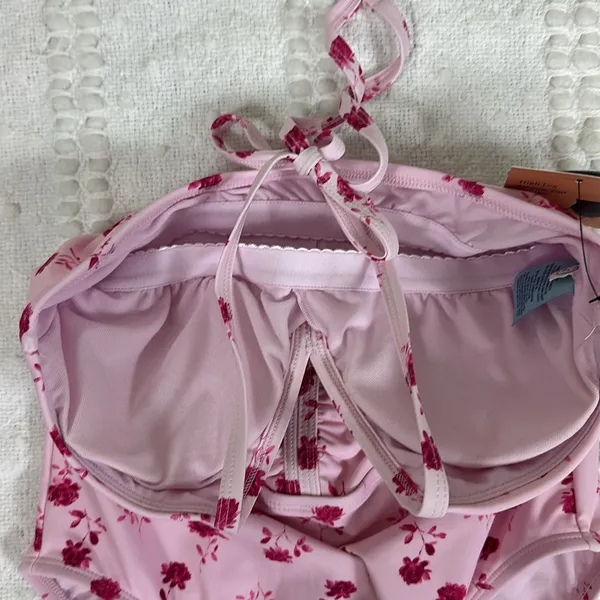 NWT Shade & Shore‎ Multi Rose Halter Plunge Neck One-piece Size Small - Image 6