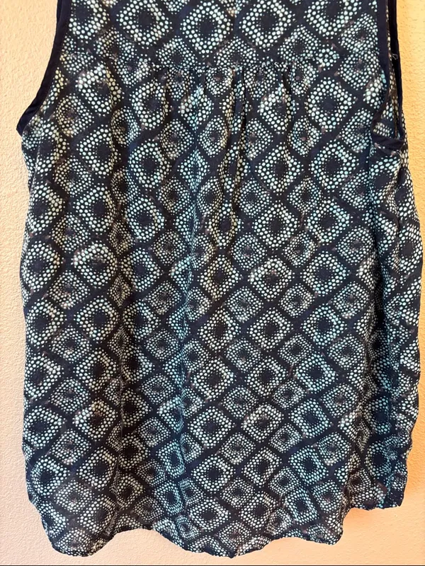 Converse Medium Navy Turquoise Blue Tile Geometric Henley Tank Top - Image 10