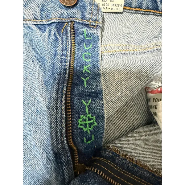 Levi's 551 Relaxed Fit Tapered Leg‎ Classic Blue Denim Jeans Women's Size 8 Med - Image 11