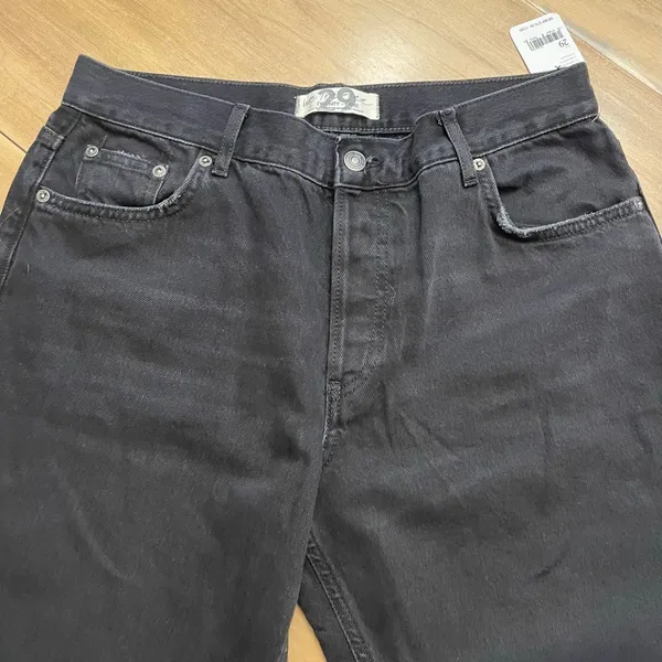 NWT Free People We The Free Maggie Mid-Rise Straight-Leg Distressed Jeans 29 - Image 6
