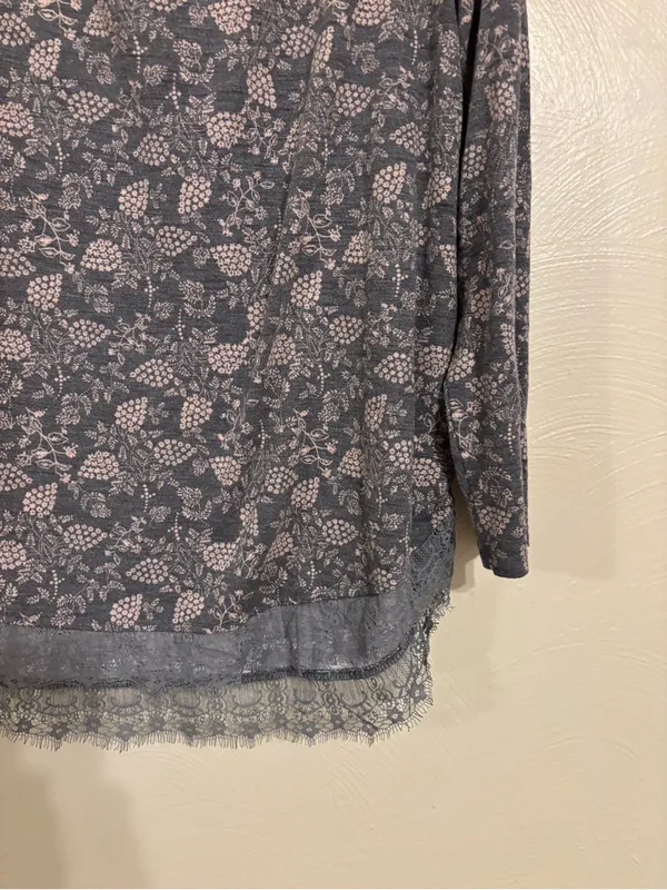 Lauren Conrad L Floral Lace Trim Tie Back Long Sleeve Top - Image 6