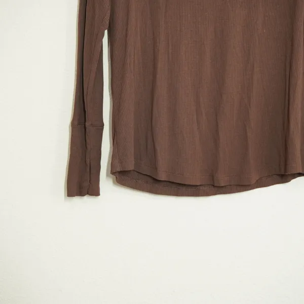 OFFLINE‎ by Aerie Brown Ribbed Long Sleeve Thumbhole Top Small Raglan Crew Neck - Image 3