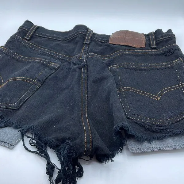 Vintage Levi’s Strauss size 30 destroyed cut shorts. - Image 3