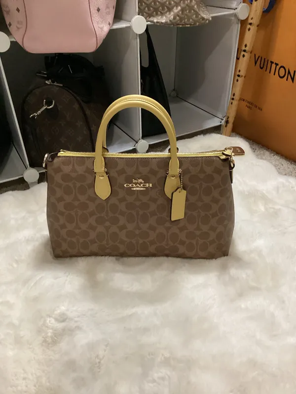 New Georgia Coach Satchel - Image 2