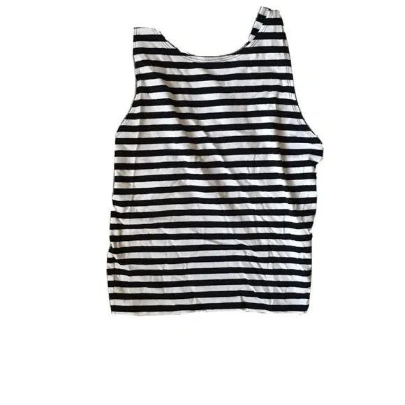 Abercrombie And Fitch Black And White Striped Crossback Cropped Tank Size M - Image 3